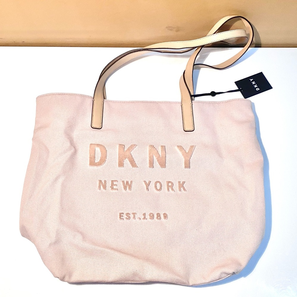 New DKNY Courtney North-South Tote in Iconic Blush Color (Store Return)